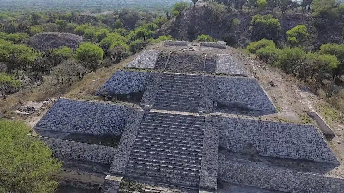 Rehabilitan acceso a zona arqueológica de Teteles