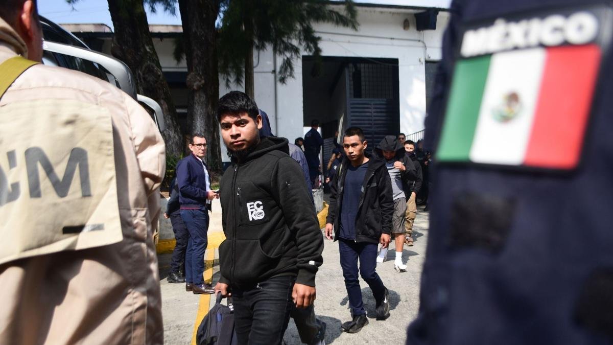SRE: 13 mil 722 mexicanos continúan en centros de detención de ICE