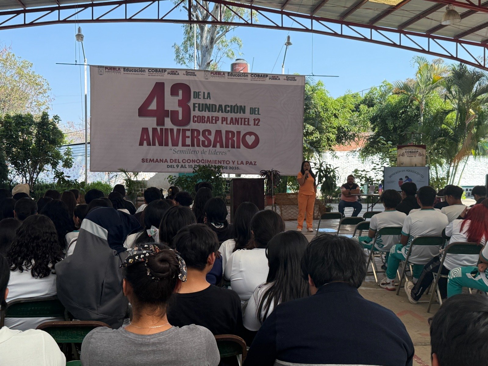 COBAEP F12 realizó conferencia por la salud mental para los jóvenes