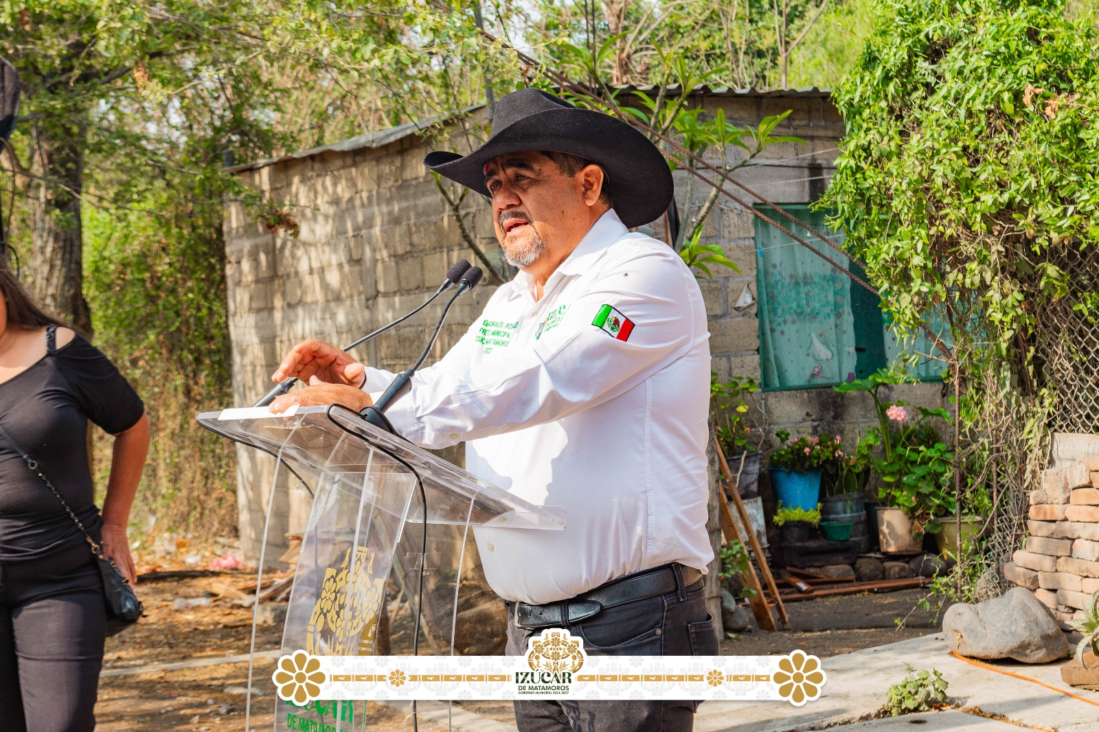 Inician pavimentación de la calle Ciprés en el Barrio de San Juan Piaxtla