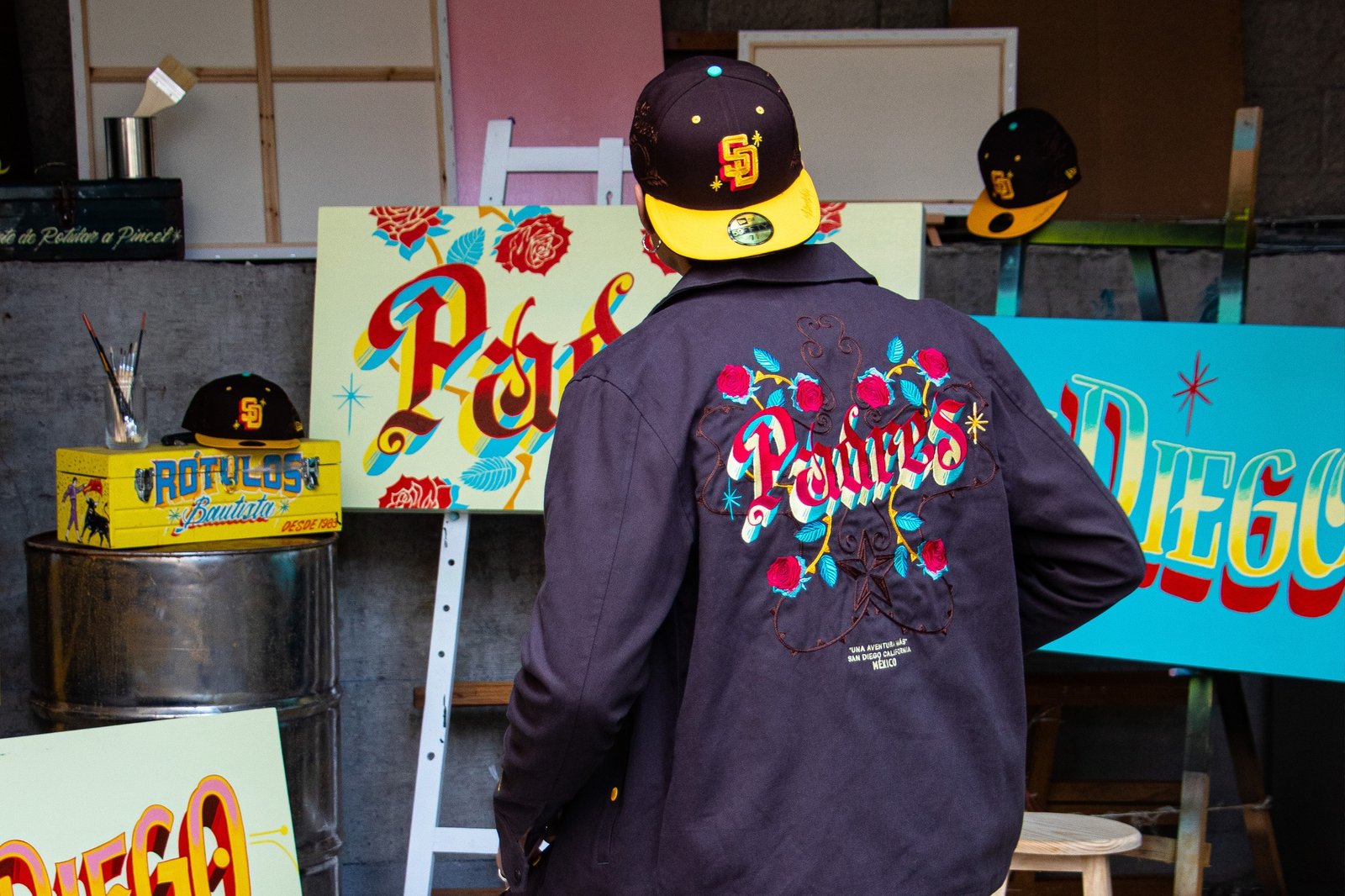 Rótulos Bautista lanza colección de ropa con los San Diego Padres de la MLB