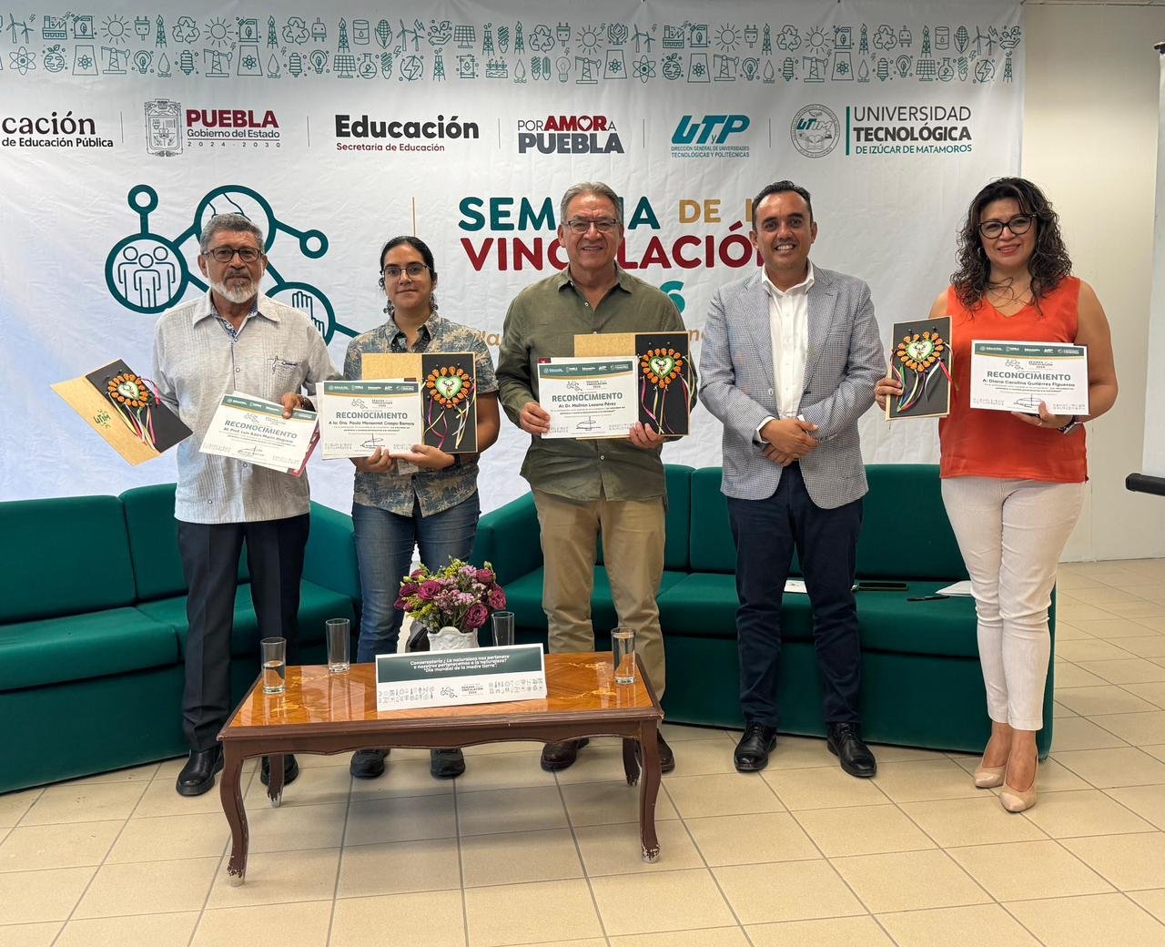 ¿La naturaleza nos pertenece o nosotros pertenecemos a ella?