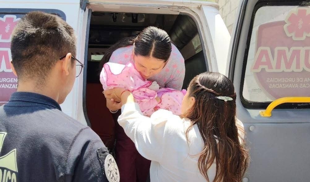 Bebé de Huaquechula requiere oxígeno para acudir al hospital