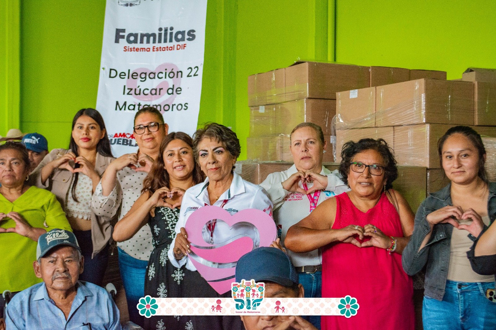 DIF Izúcar recibió apoyos para personas vulnerables