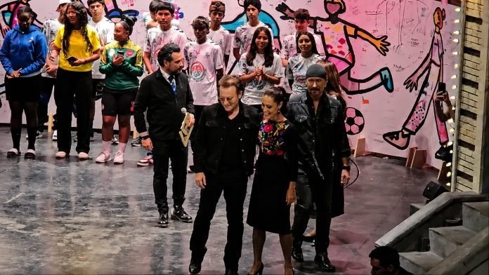 Sheinbaum llama a usar el futbol como símbolo de paz previo al Mundial