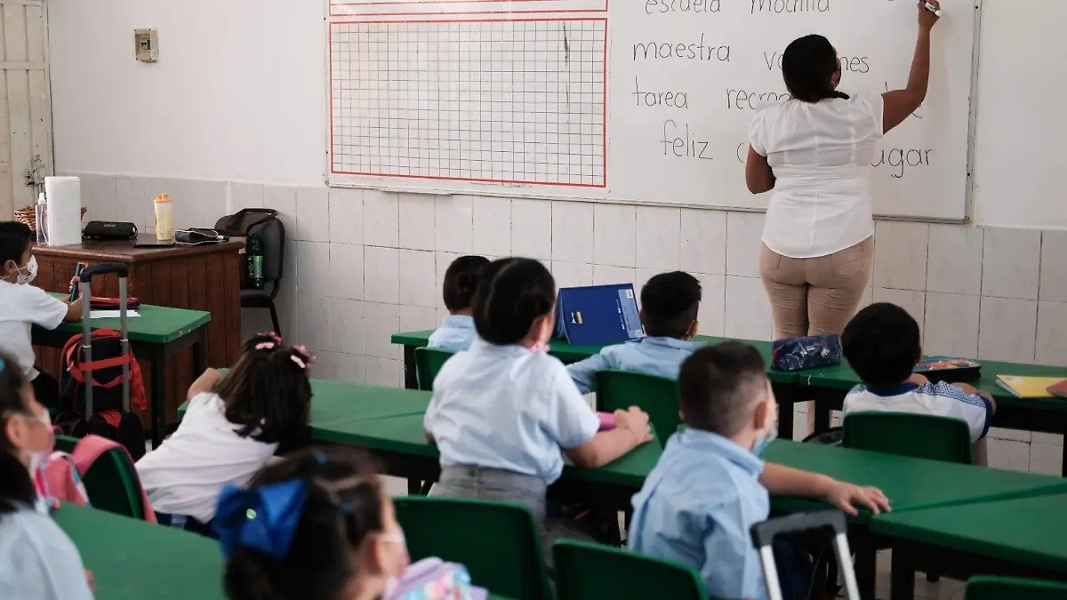 Puebla mantendrá clases hasta el 15 de julio