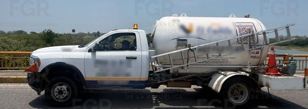 FGR detiene a dos por transportar gas LP ilícito
