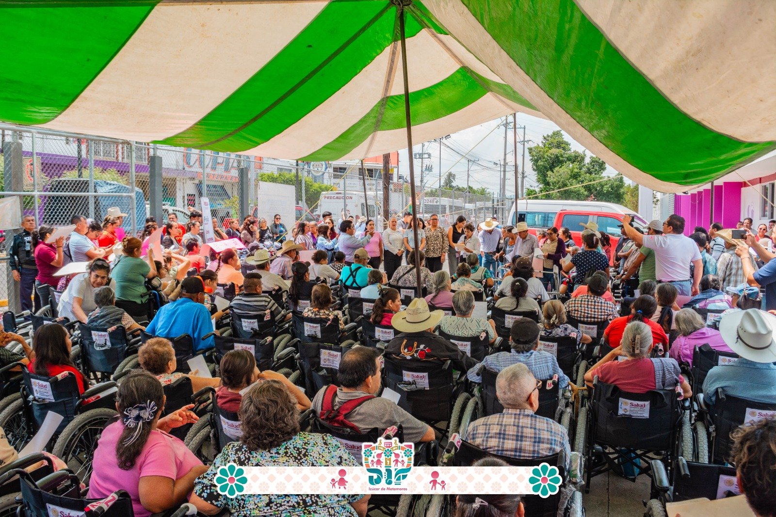 DIF Estatalentrega aparatos ortopédicos a ciudadanos en Izúcar de Matamoros