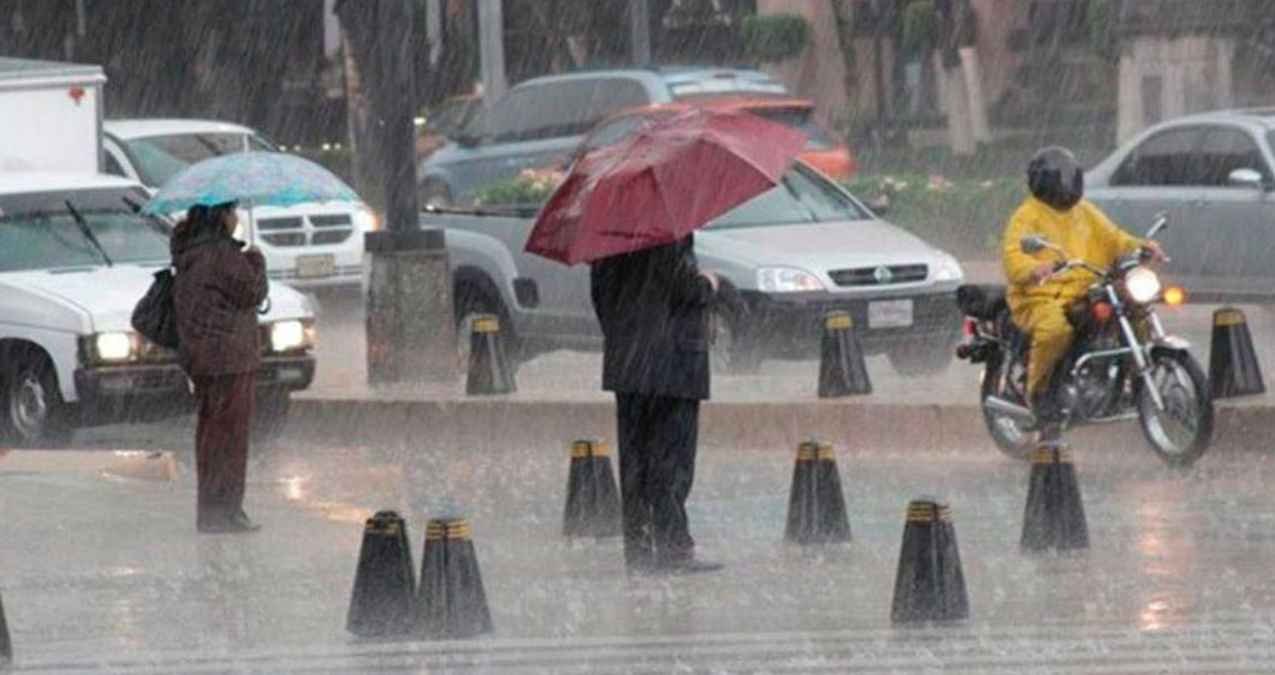 Boris golpea Puebla: lluvias obligan suspensión de clases