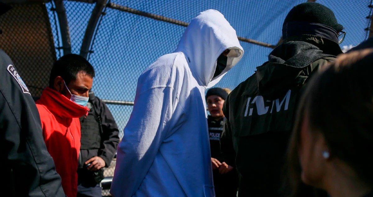 SRE reporta 14 mil migrantes mexicanos detenidos en EU