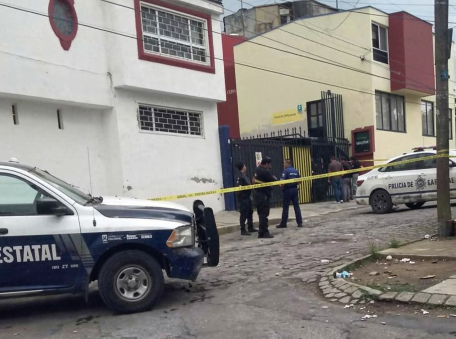 Muere mujer baleada por motosicarios en Xonaca