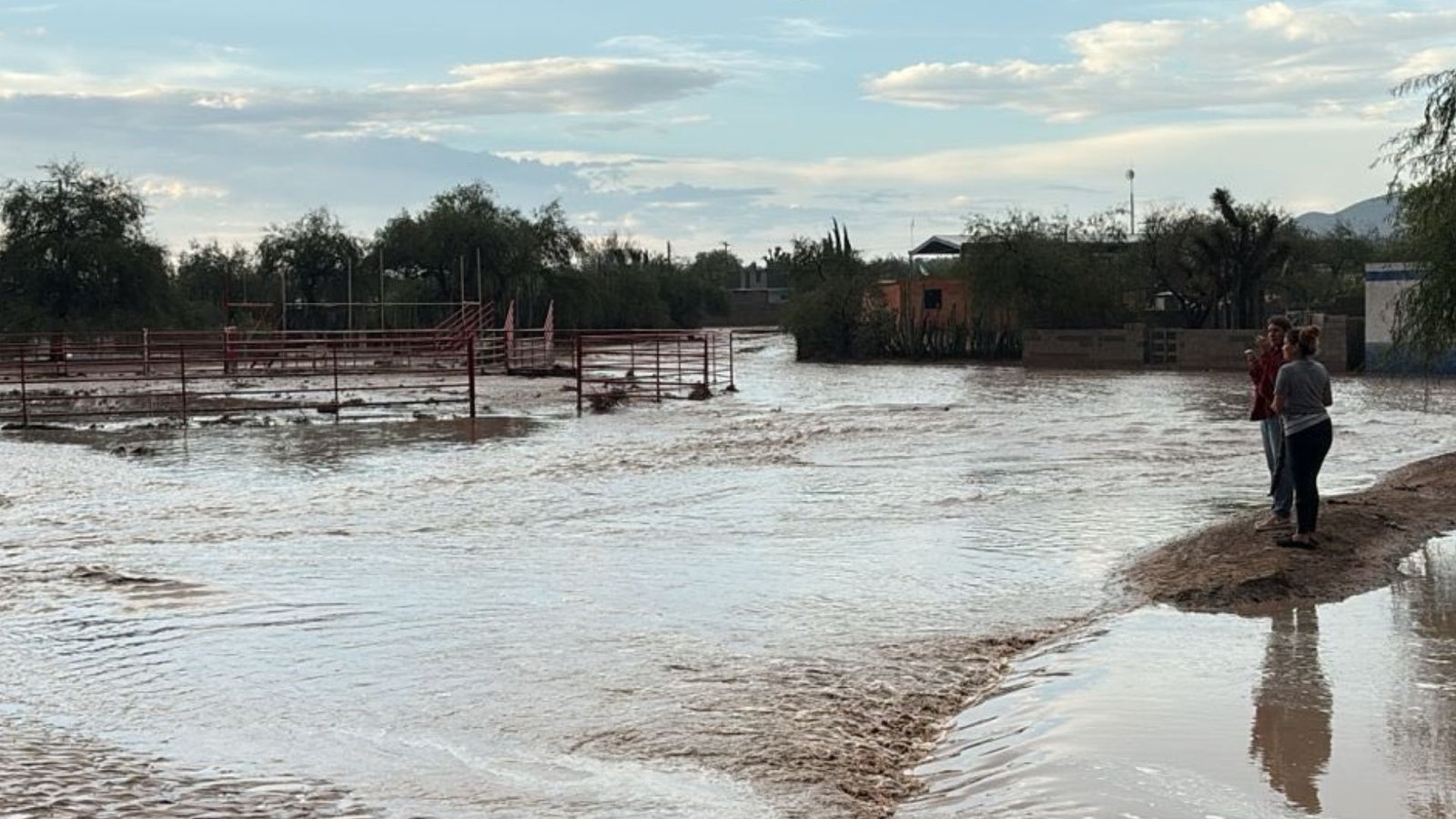 Lluvias torrenciales y altas temperaturas en territorio nacional