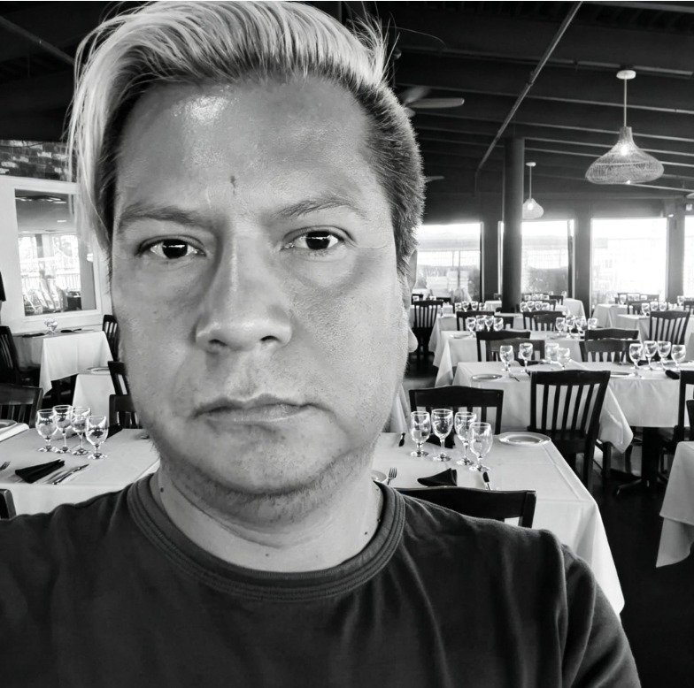 Buscan a familiares de Saúl Aguilar tras su f4ll3c1m1ent0 en EE. UU.