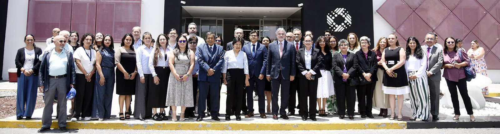 Preside Rectora Lilia Cedillo Tercer Informe de Labores en el ICGDE