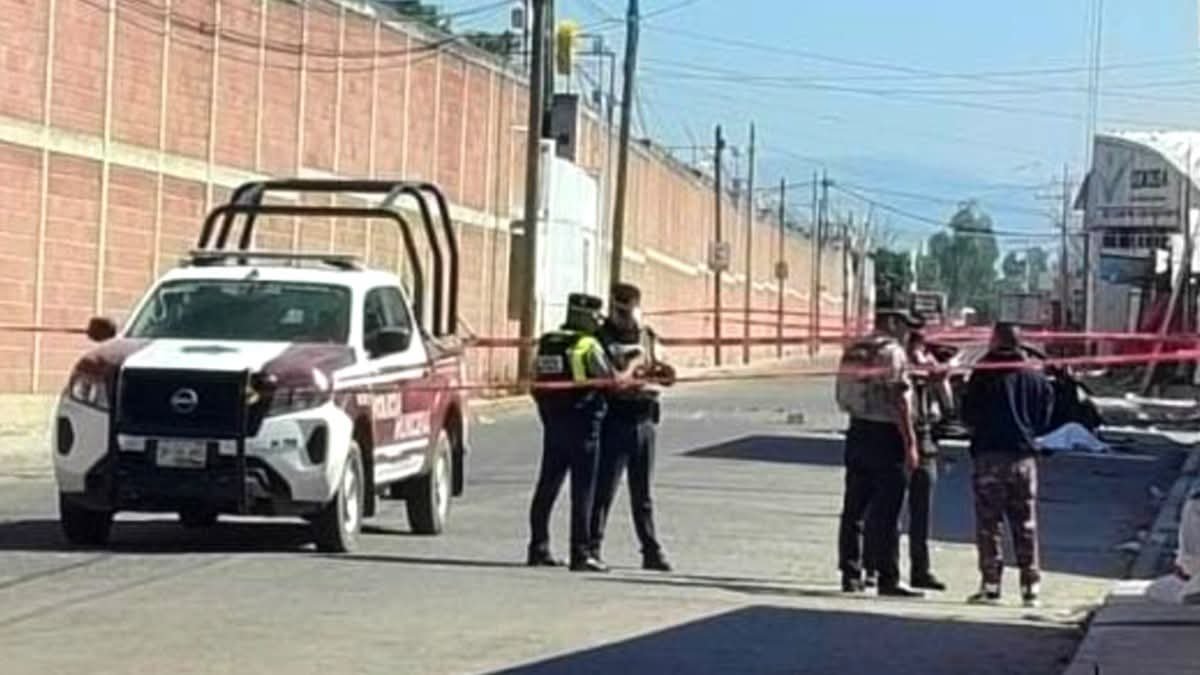 Asesinan a dos personas en las inmediaciones de la Central de Abasto de Huixcolotla