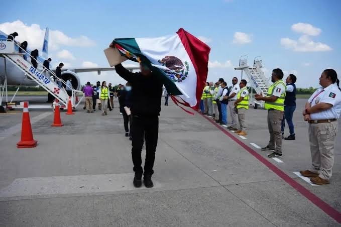 Han repatriado a 271 mil mexicanos de EU este año