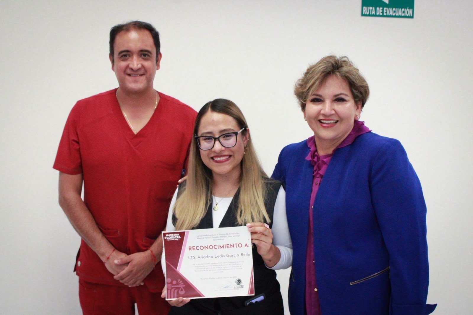 Diputada Floricel González mantiene trabajo de territorio con visitas al sector salud y educativo en Teziutlán 