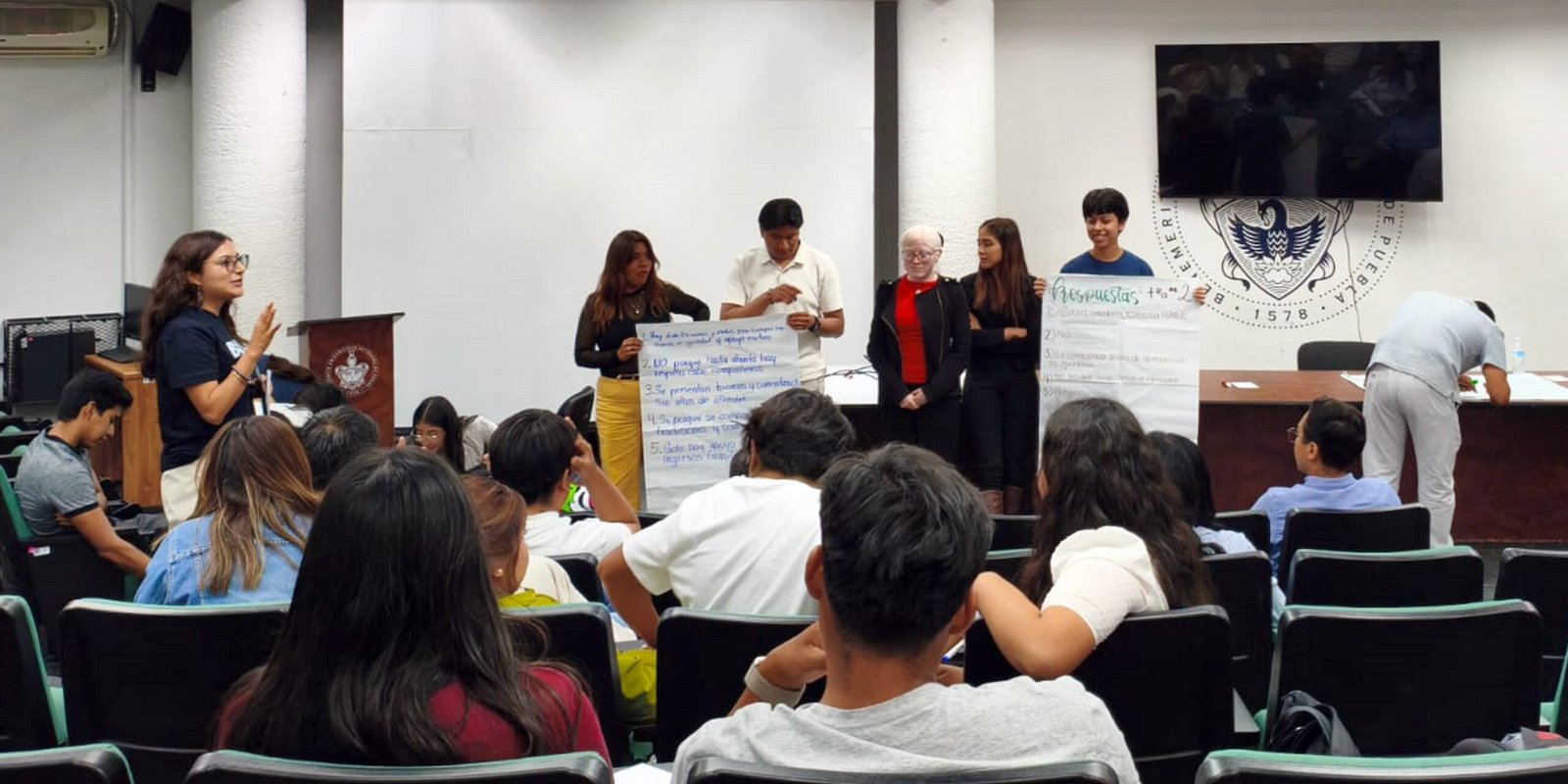 BUAP realiza Primer Diálogo Intercultural