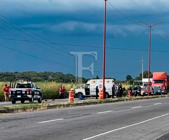 Mv3r3 mujer tras ser arrollada en la carretera Izúcar – Atlixco