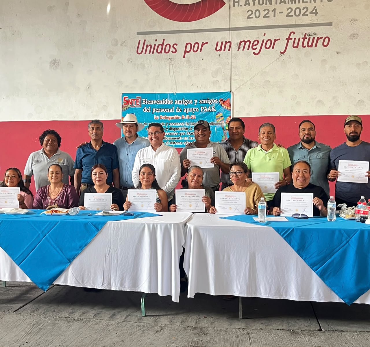 En Chietla, el diputado Pável Gaspar reconoce la labor del Personal de Apoyo y Asistencia a la Educación