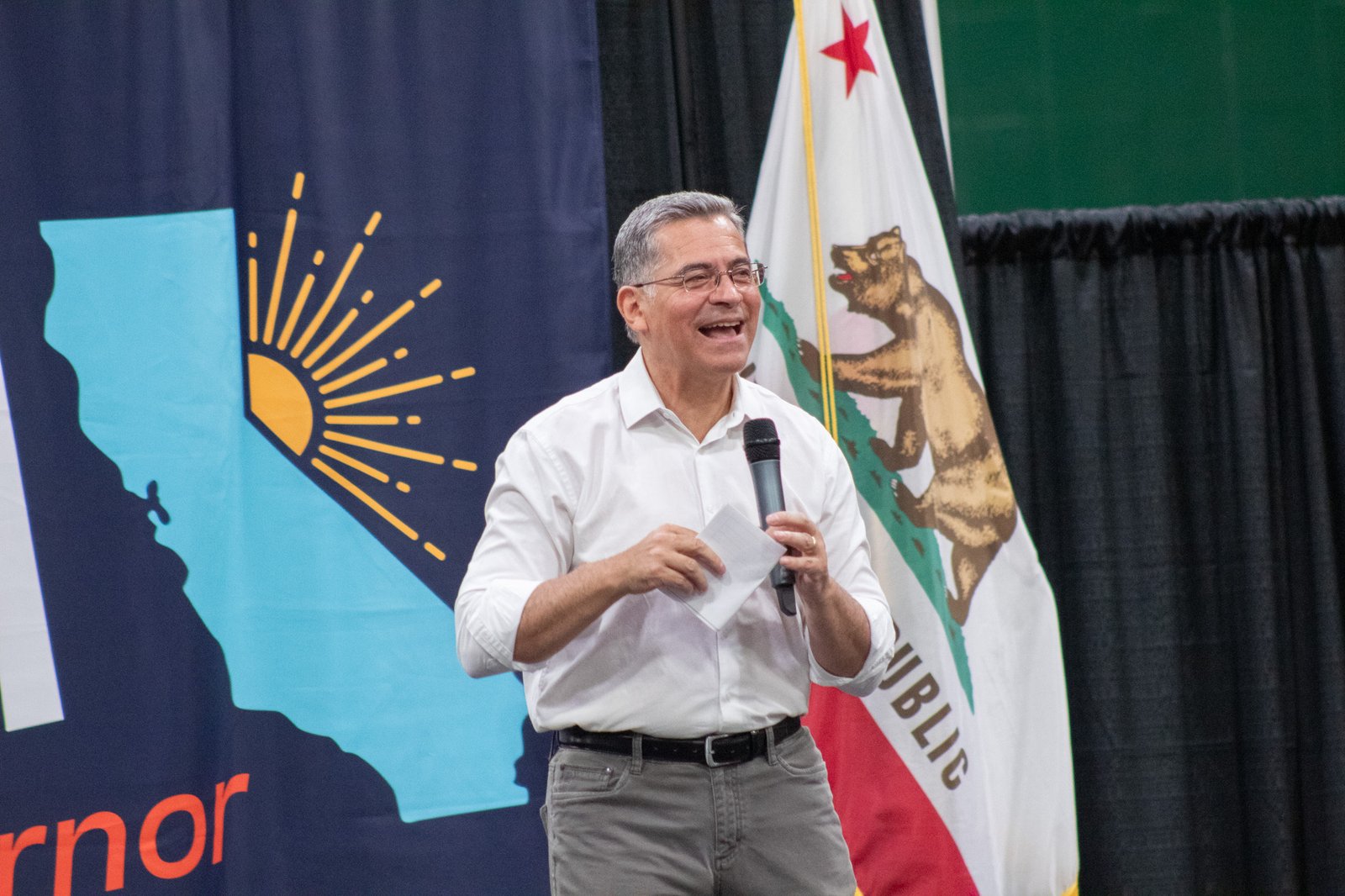 Xavier Becerra: el hijo de mexicanos que gobernará California