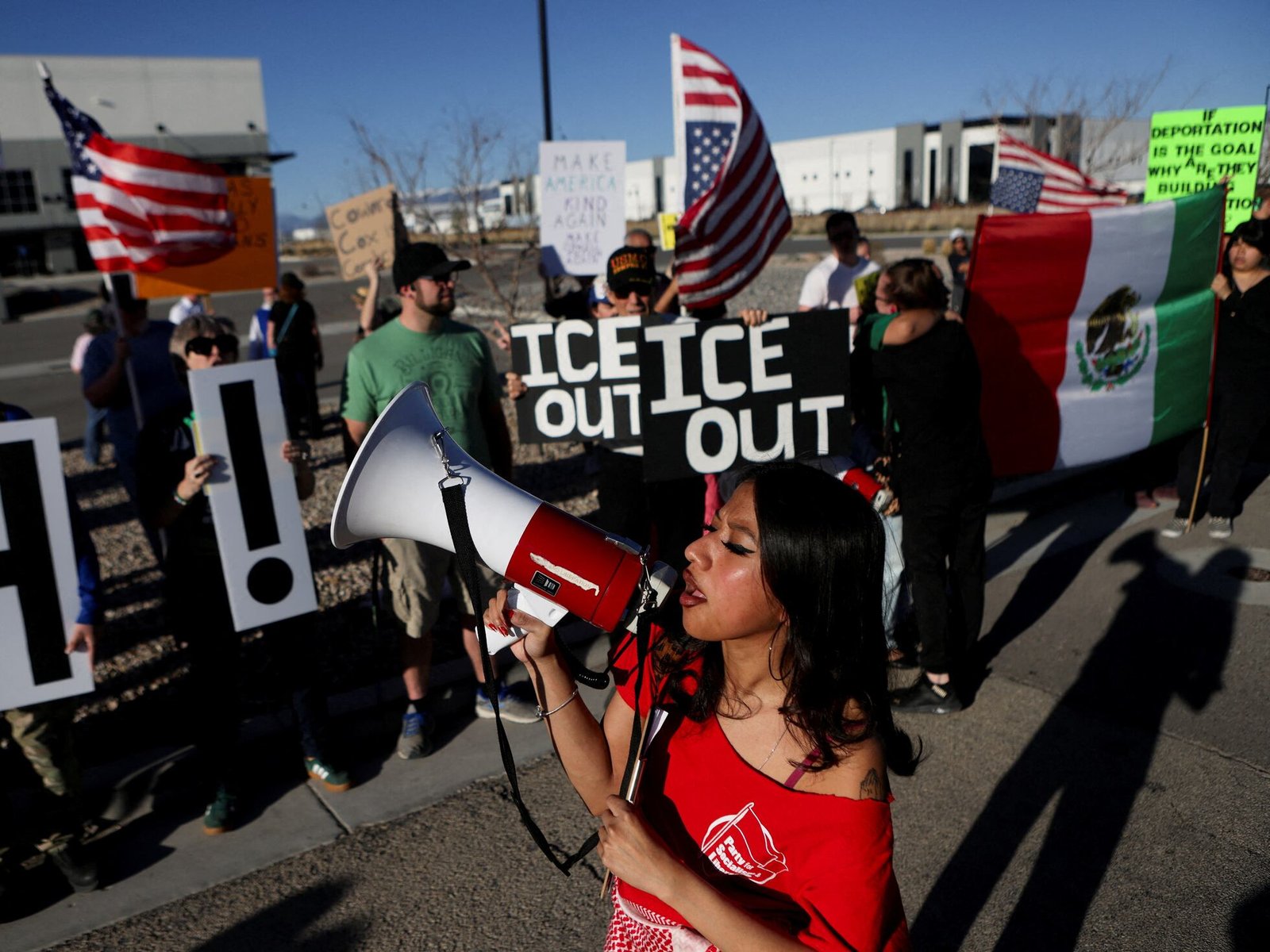 31% de los fallecidos bajo custodia del ICE son mexicanos