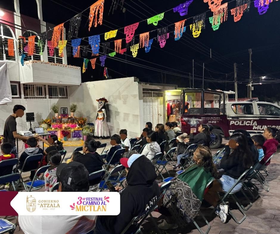 Atzala reúne a familias con funciones de cine al aire libre durante el Festival Camino al Mictlán