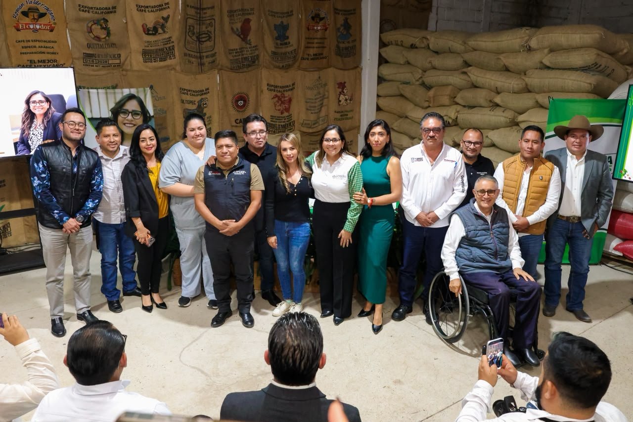 Presenta la diputada Guadalupe Vargas su Segundo Informe de Actividades