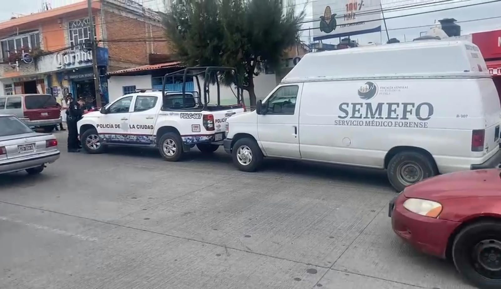 Acribillan a policía estatal en ataque a sangre fría en Puebla