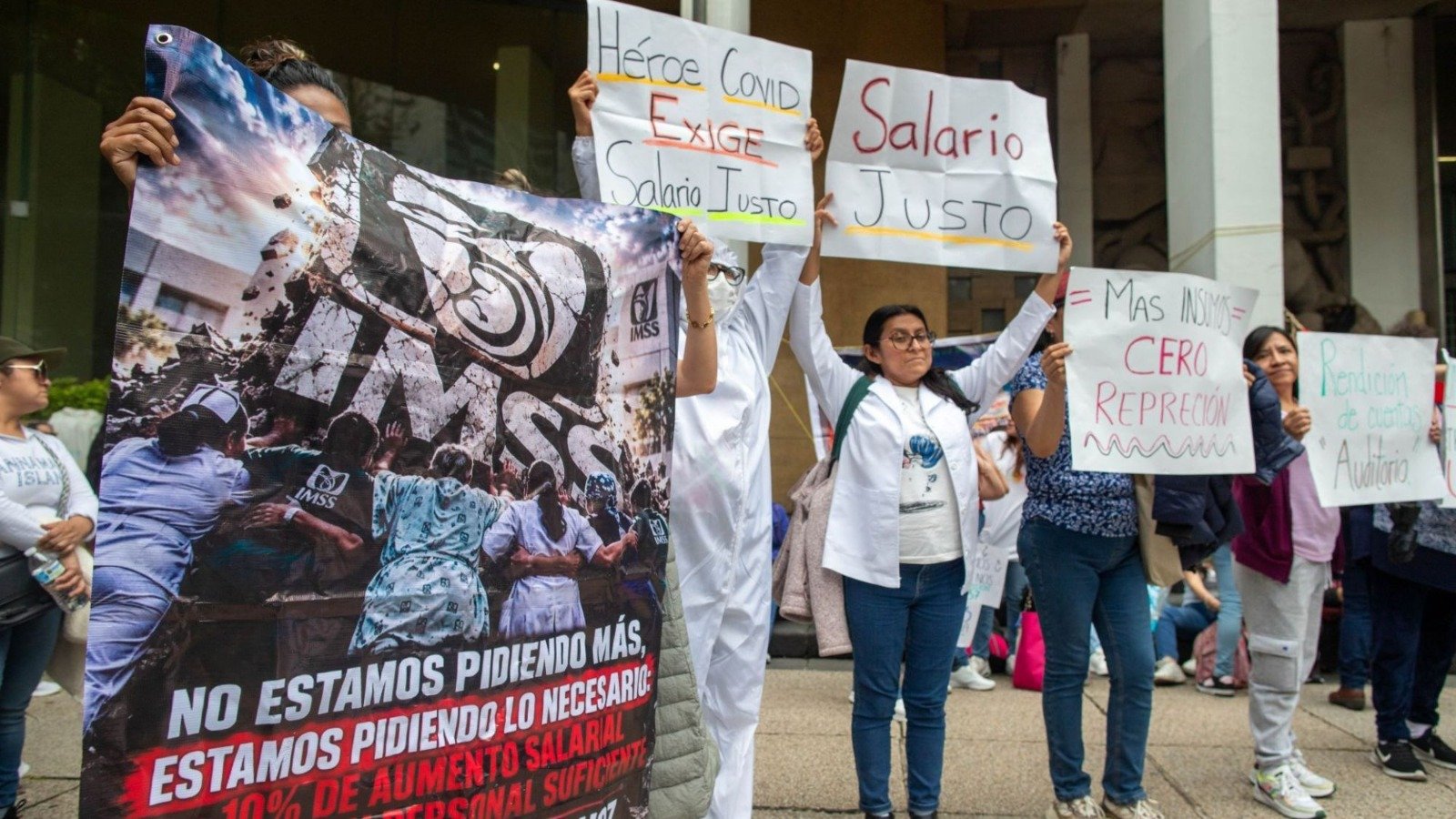 El IMSS revisará 277 hospitales tras protestas laborales